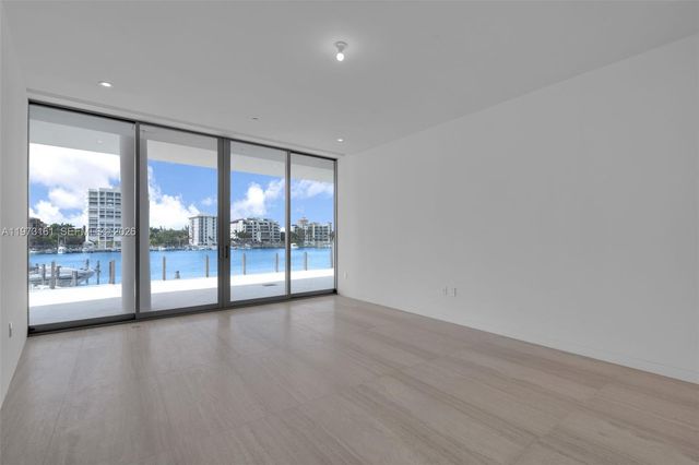 5 Grove Isle Drive S203, Coconut Grove, FL 33133