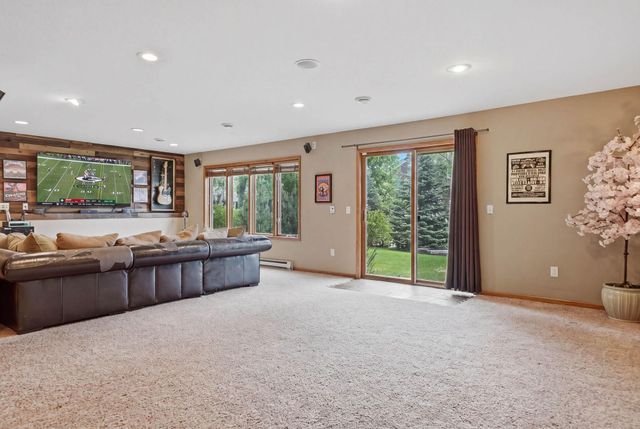 10520 106th Avenue N, Hanover, MN 55341