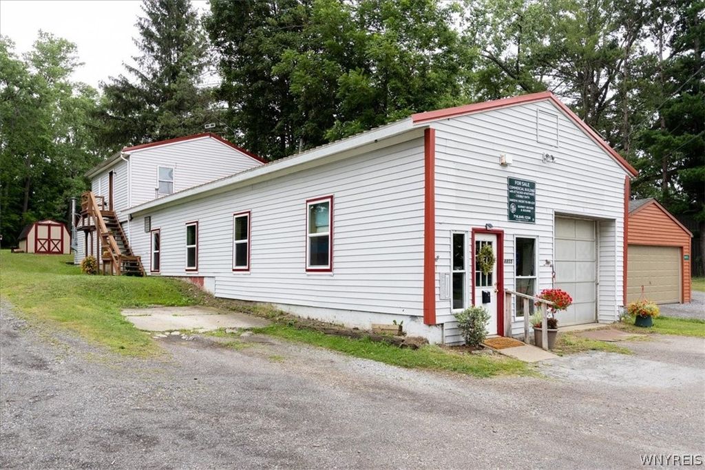 8855 State Road, Colden, NY 14033