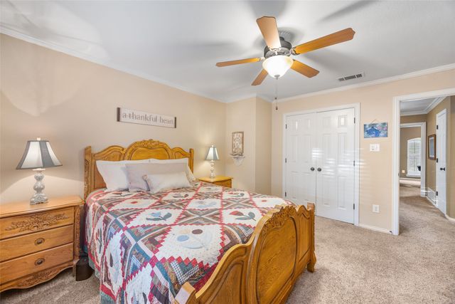 5000 Bridgewater Drive, Arlington, TX 76017