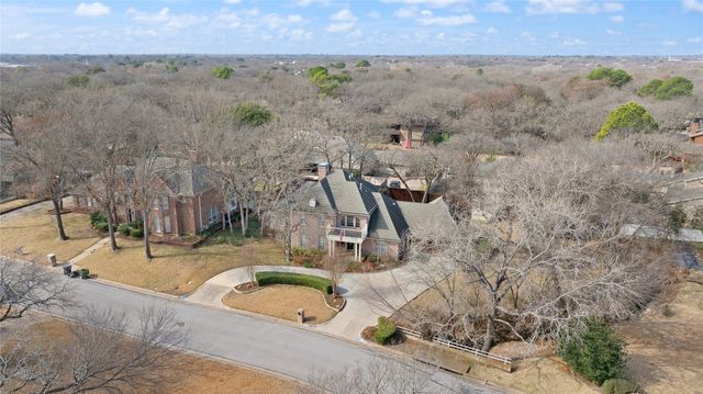 5000 Bridgewater Drive, Arlington, TX 76017