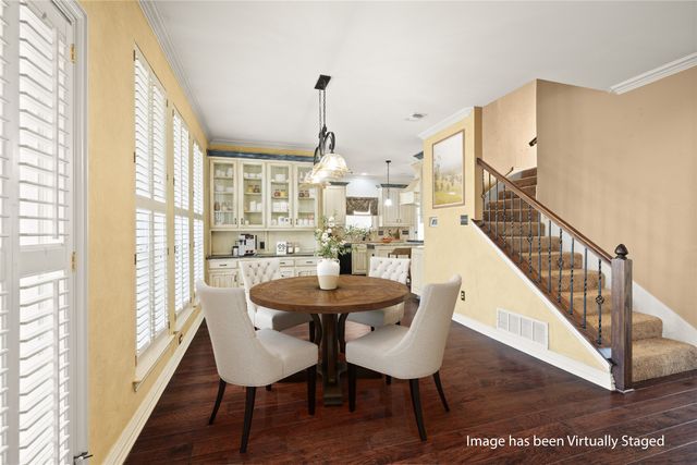 5000 Bridgewater Drive, Arlington, TX 76017