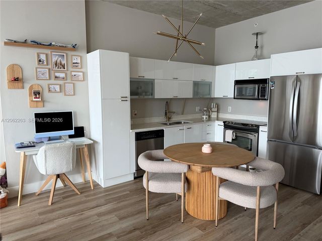133 NE 2nd Avenue 2405, Miami, FL 33132
