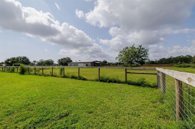 1050 DILLON CIRCLE, New Smyrna Beach, FL 32168