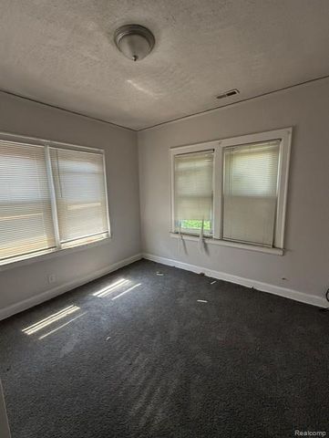 3032 Fullerton Street, Detroit, MI 48238