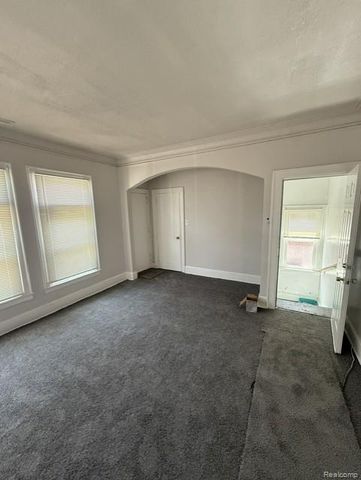 3032 Fullerton Street, Detroit, MI 48238