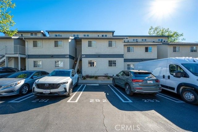 1021 Southwood E, San Luis Obispo, CA 93401