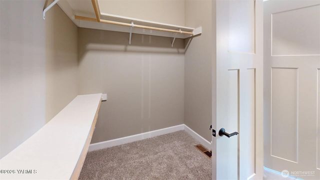 4606 W Larch Avenue, Yakima, WA 98903