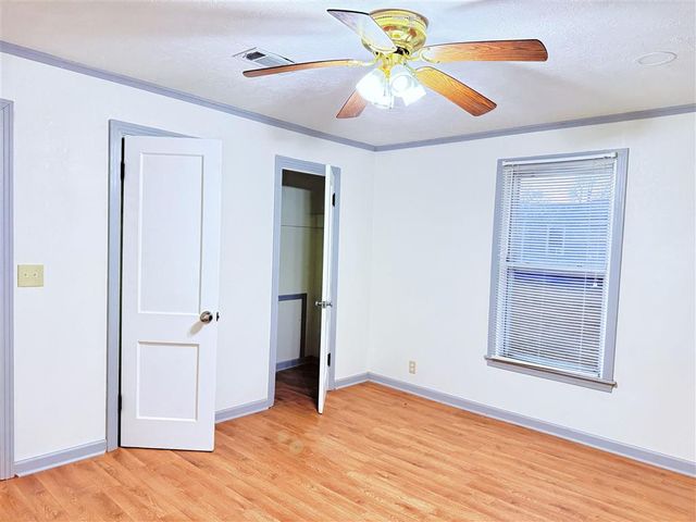 2926 6Th St Street, Lake Charles, LA 70615