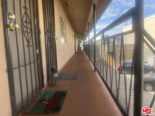 9222 California Avenue, South Gate, CA 90280