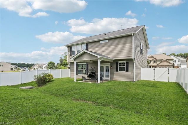 1967 Kippen Drive, Kernersville, NC 27284