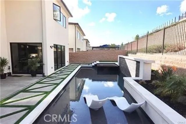 20551 W Hummingbird Court, Porter Ranch, CA 91326