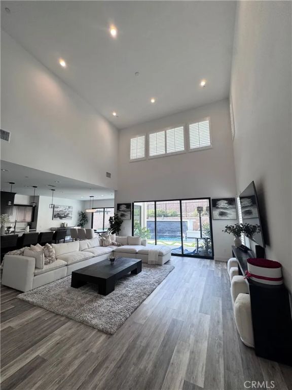 20551 W Hummingbird Court, Porter Ranch, CA 91326