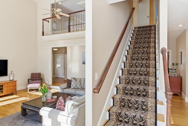 6 Esther Drive, Bedford, NH 03110