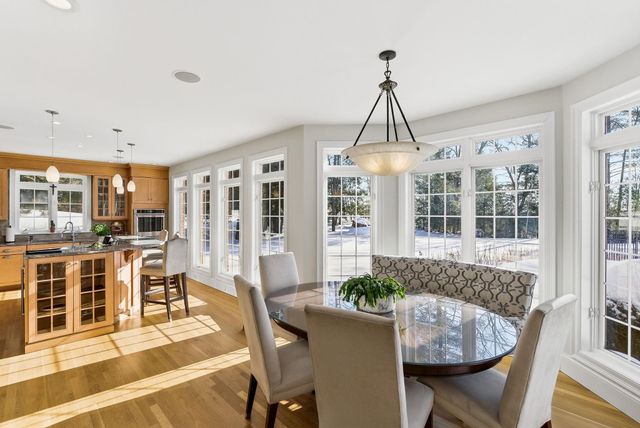 6 Esther Drive, Bedford, NH 03110