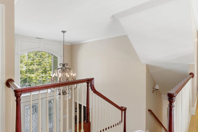 6 Esther Drive, Bedford, NH 03110