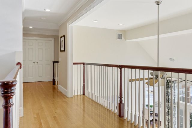 6 Esther Drive, Bedford, NH 03110