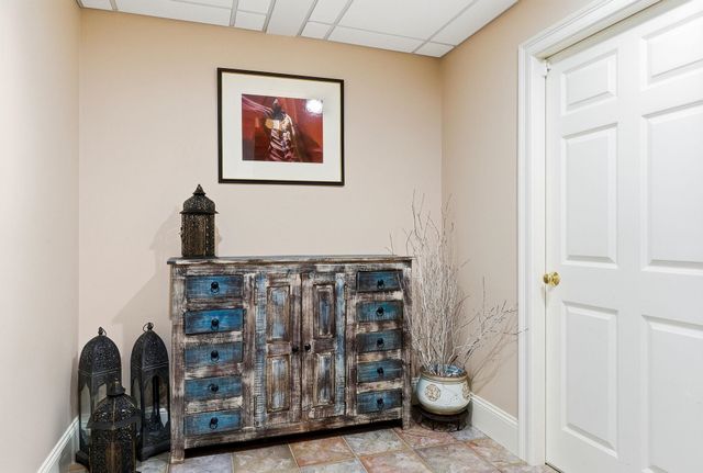 6 Esther Drive, Bedford, NH 03110