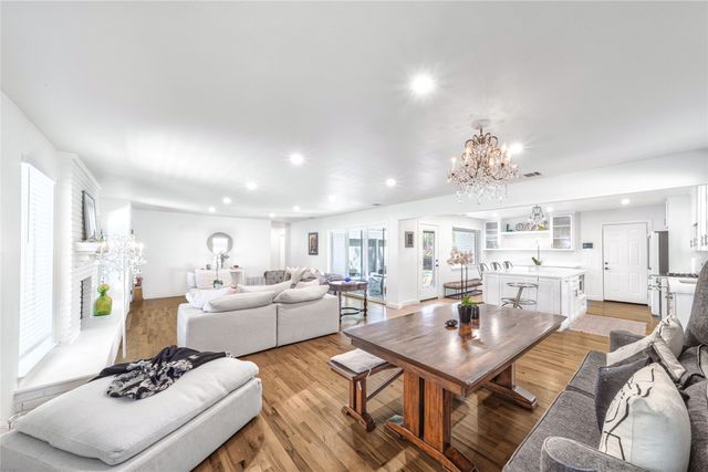 5837 Clendenin Avenue, Dallas, TX 75228