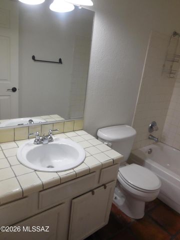 629 W Placita De Las Lomitas, Tucson, AZ 85704