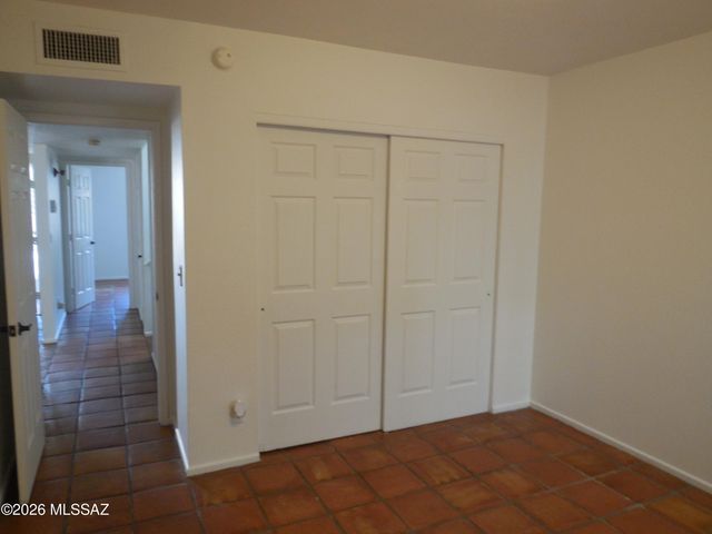 629 W Placita De Las Lomitas, Tucson, AZ 85704