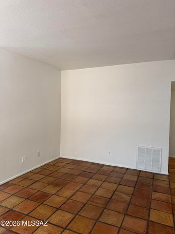 629 W Placita De Las Lomitas, Tucson, AZ 85704