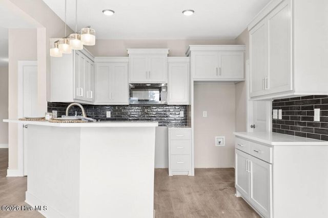 215 Bay Valley Road, Kenly, NC 27542