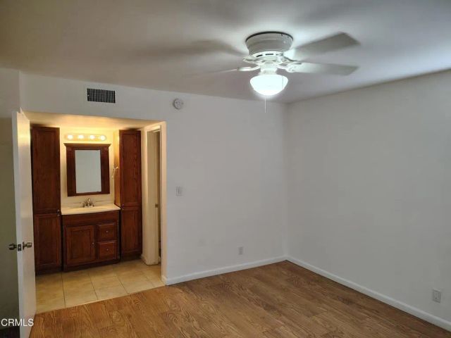 18307 Burbank 51, Tarzana, CA 91356