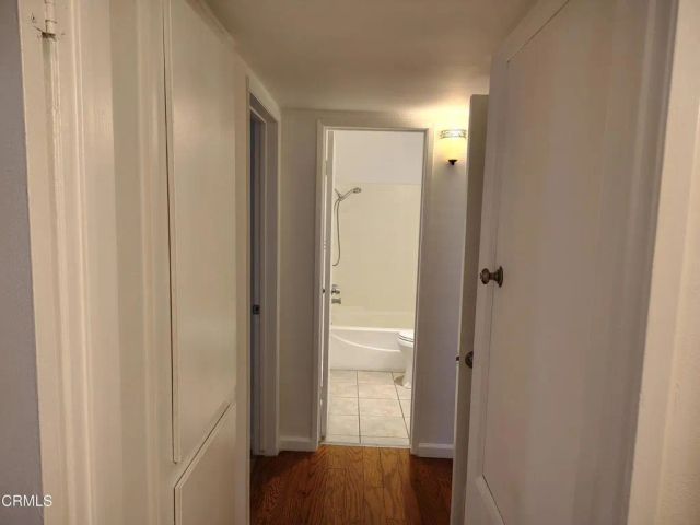 18307 Burbank 51, Tarzana, CA 91356