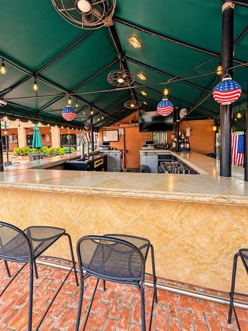 610 Tennis Club Drive 303, Fort Lauderdale, FL 33311