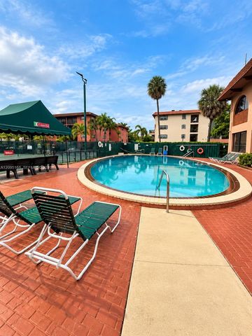 610 Tennis Club Drive 303, Fort Lauderdale, FL 33311