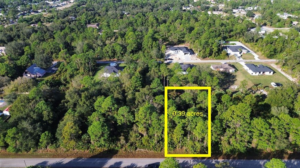 415 NORTH AVENUE, Lehigh Acres, FL 33972