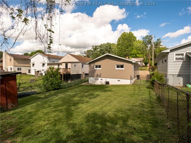 929 Meadow Drive, South Charleston, WV 25309