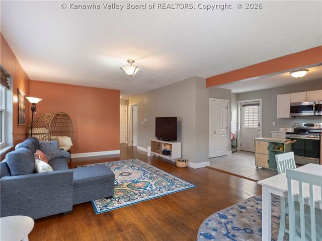 929 Meadow Drive, South Charleston, WV 25309