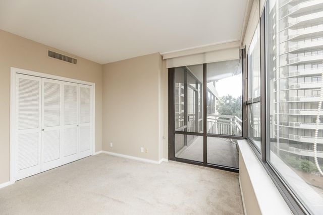 15 Greenway Plaza 5C, Houston, TX 77046