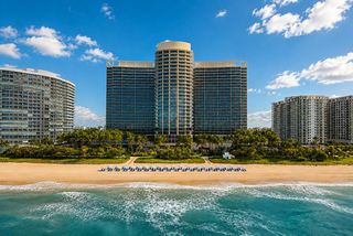 9705 Collins Avenue 1905N, Bal Harbour, FL 33154