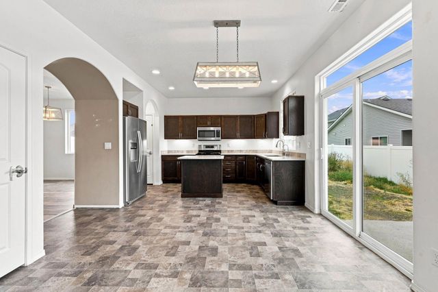 13113 W Tower Ave, Airway Heights, WA 99001