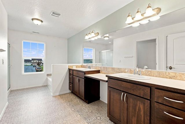 13113 W Tower Ave, Airway Heights, WA 99001