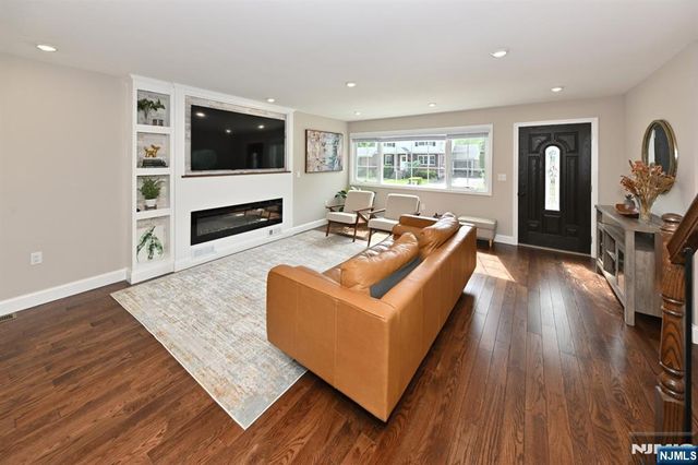 119 Lenox Avenue, New Milford, NJ 07646