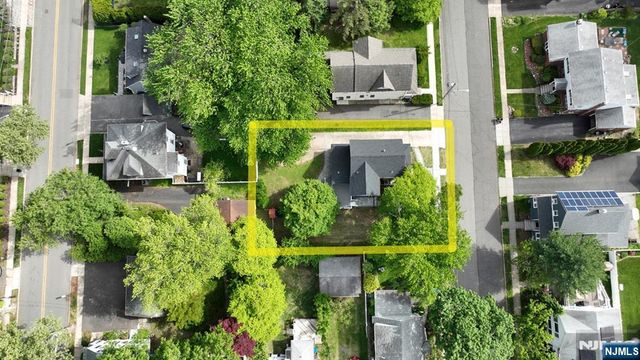119 Lenox Avenue, New Milford, NJ 07646