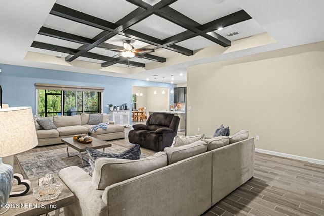 10013 BLOSSOM CREEK Lane, Jacksonville, FL 32222