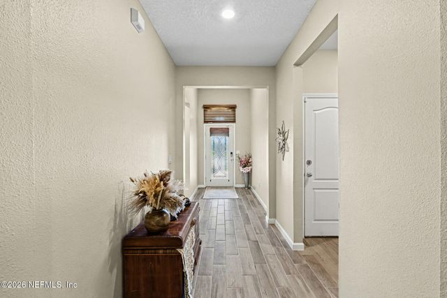 10013 BLOSSOM CREEK Lane, Jacksonville, FL 32222