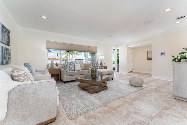 405 BUTTONWOOD LANE, Largo, FL 33770