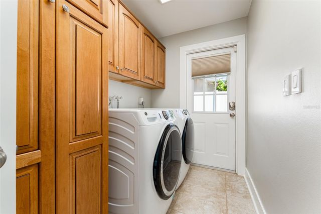 405 BUTTONWOOD LANE, Largo, FL 33770