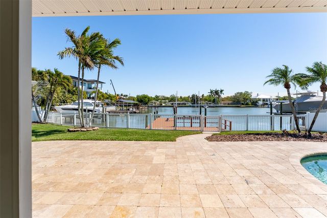 405 BUTTONWOOD LANE, Largo, FL 33770