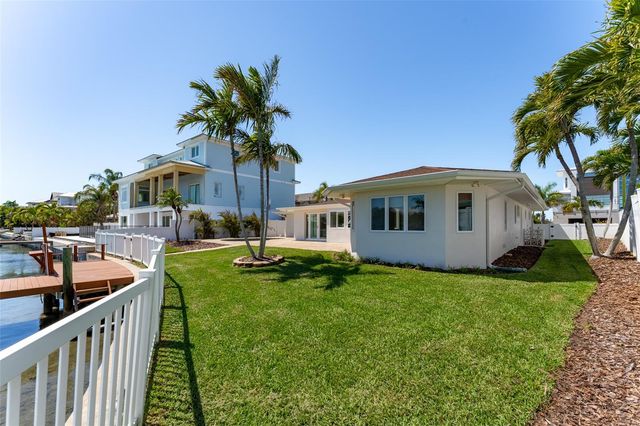 405 BUTTONWOOD LANE, Largo, FL 33770