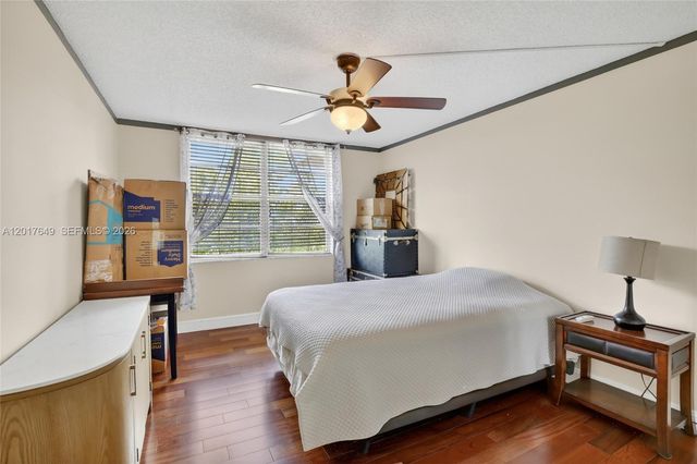 6600 Cypress Rd 504, Plantation, FL 33317