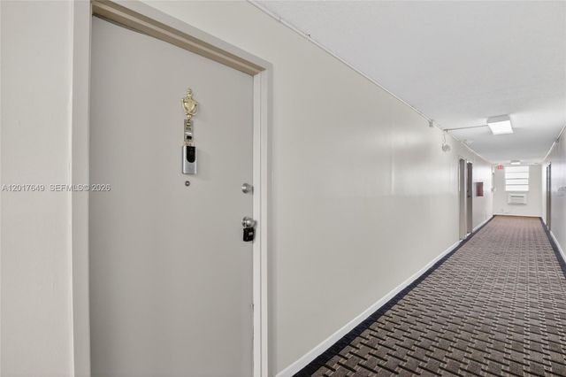 6600 Cypress Rd 504, Plantation, FL 33317
