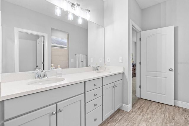 5432 SILVER SUN DRIVE, Apollo Beach, FL 33572