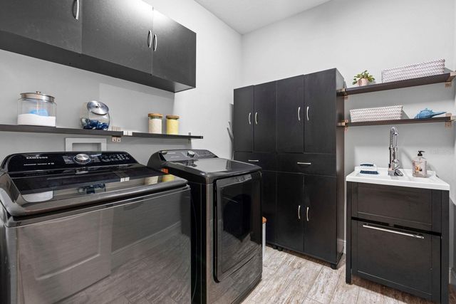 5432 SILVER SUN DRIVE, Apollo Beach, FL 33572